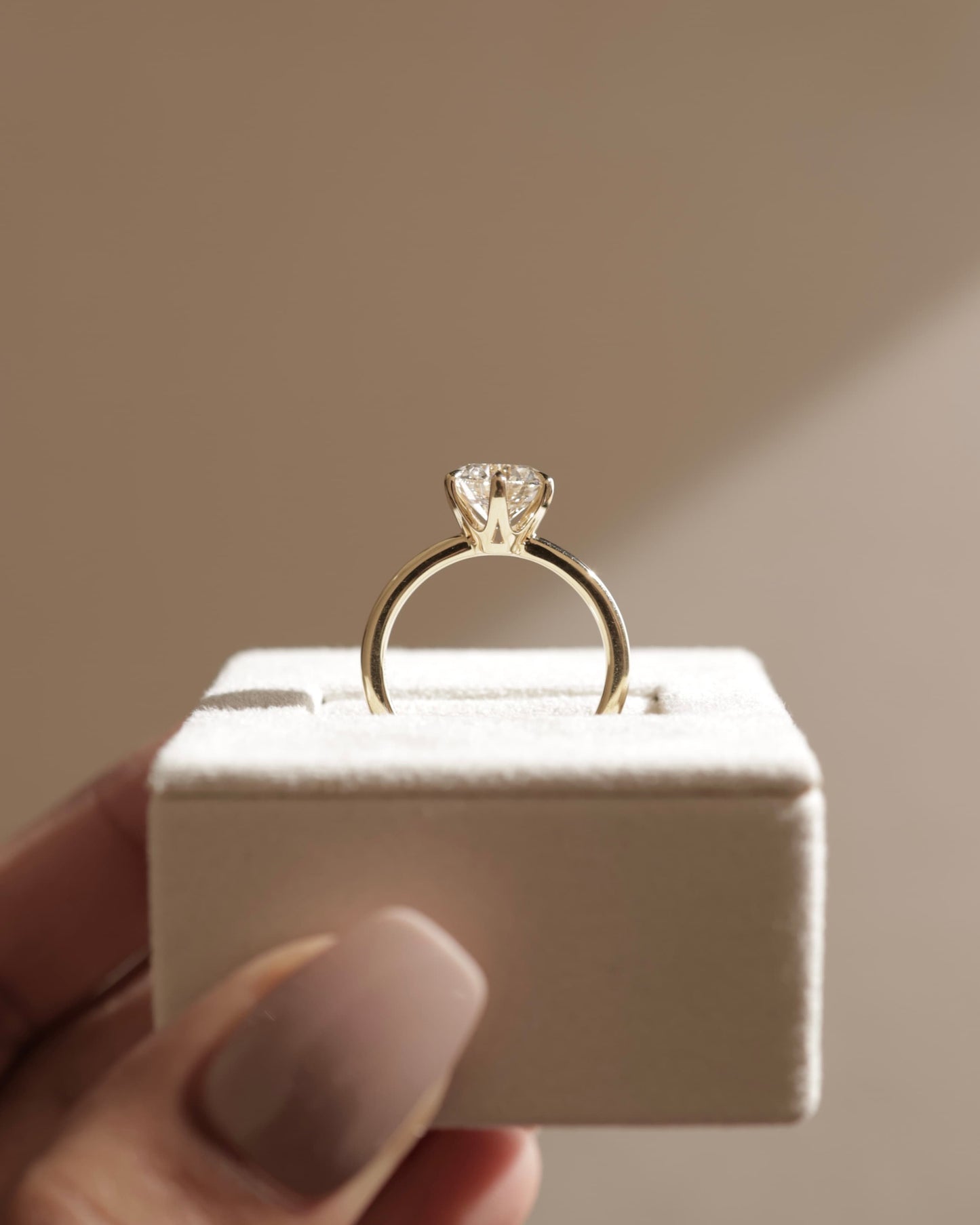 Mariah - Round Claw Solitaire with Crown Gallery Engagement Ring - Yellow Gold