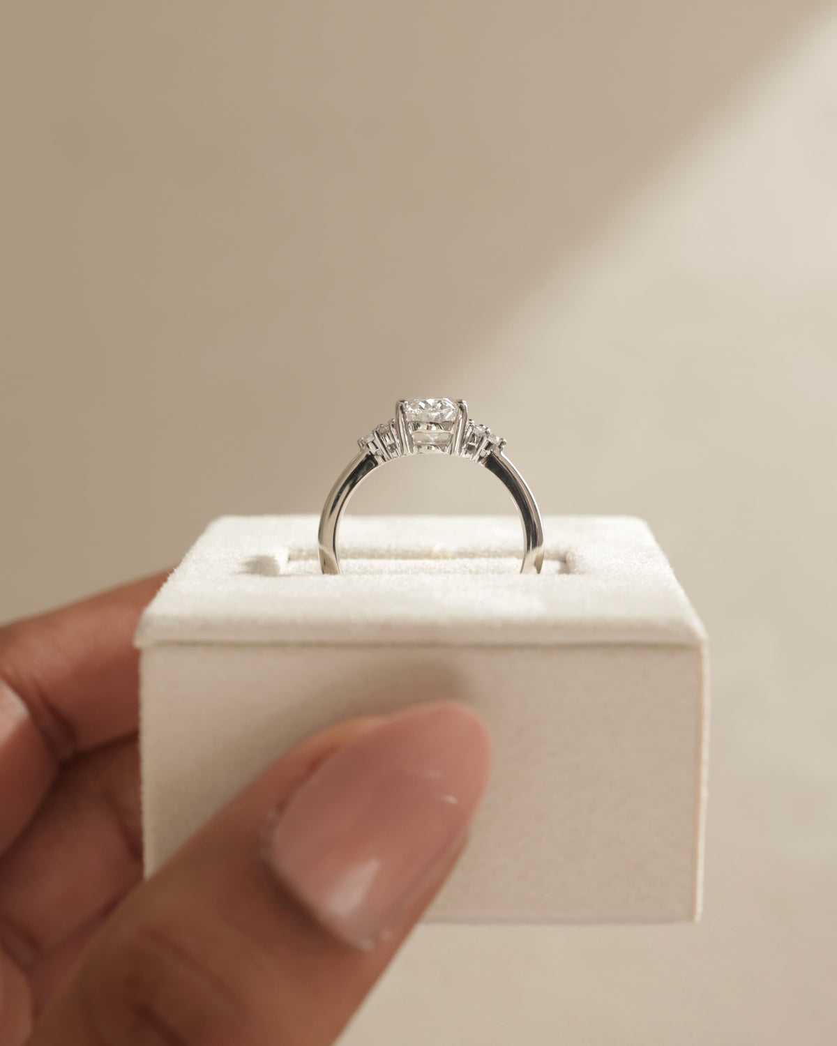 Sharon - Oval Claw Solitaire with Round Shoulder Stones Engagement Ring - White Gold