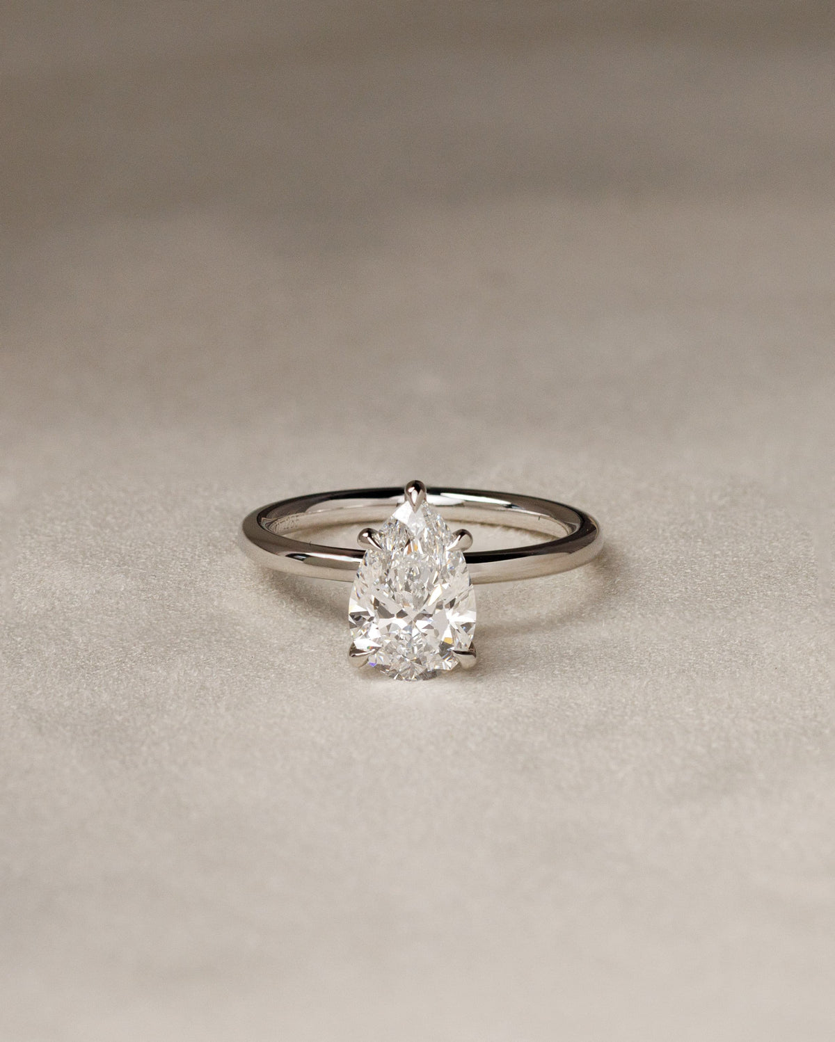 Alia - Pear Claw Solitaire Engagement Ring - Yellow Gold - yellow gold - Lara Jewels