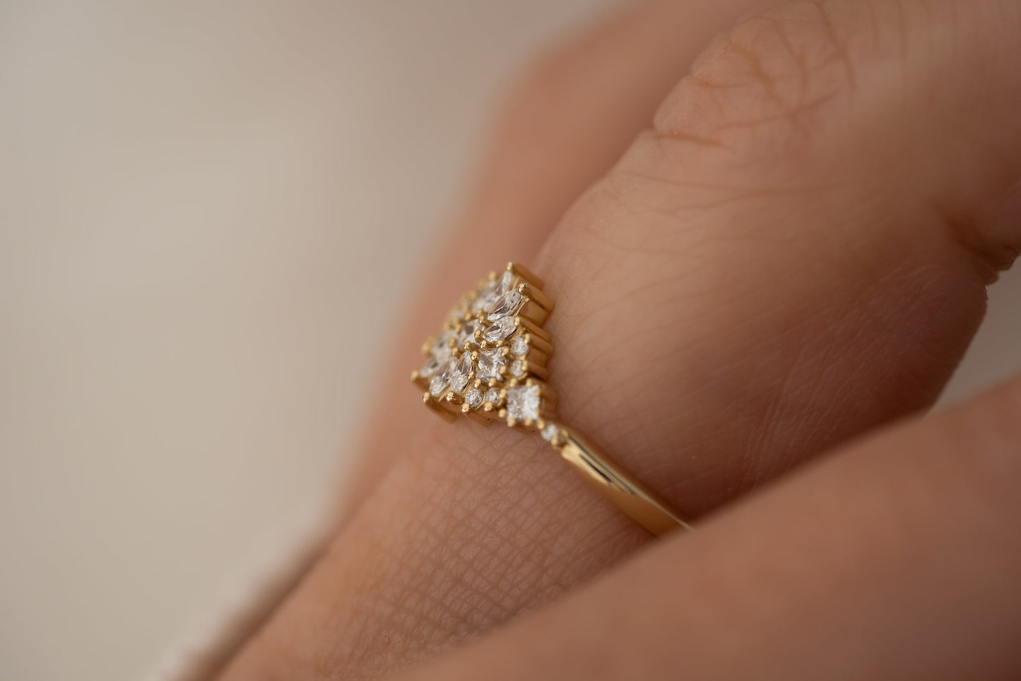The Dahlia Ring
