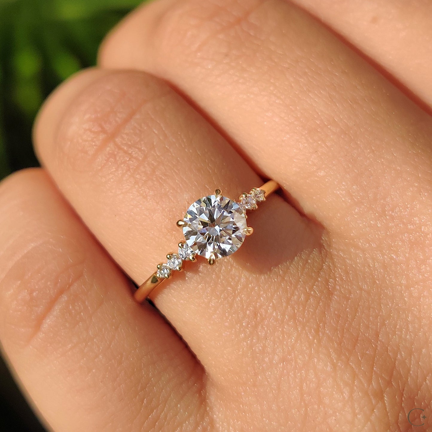 7 Stone Diamond Ring With Round Cut