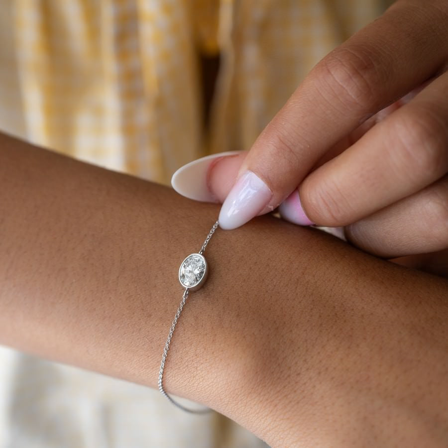 14K White Gold Oval Bezel Bracelet