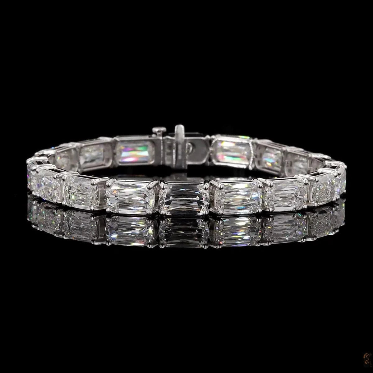 14K White Gold Criss Cut Tennis Bracelet - 14K / White Gold / 37.00 CTW