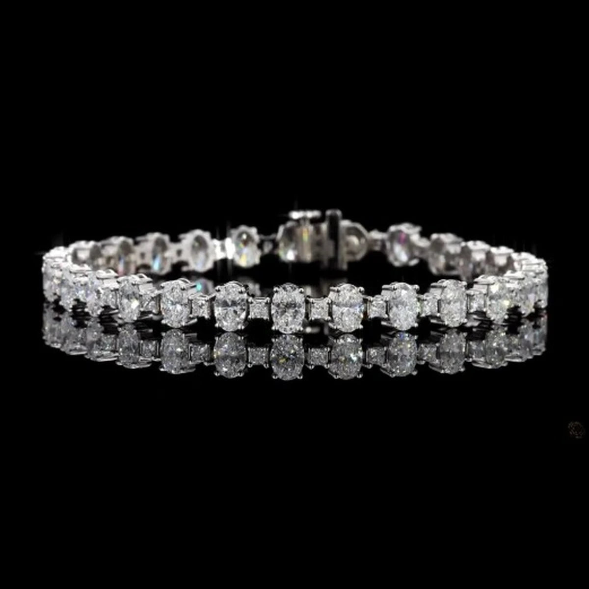 14K White Gold Princess & Oval Tennis Bracelet - 14K / White Gold / 10.50 CTW