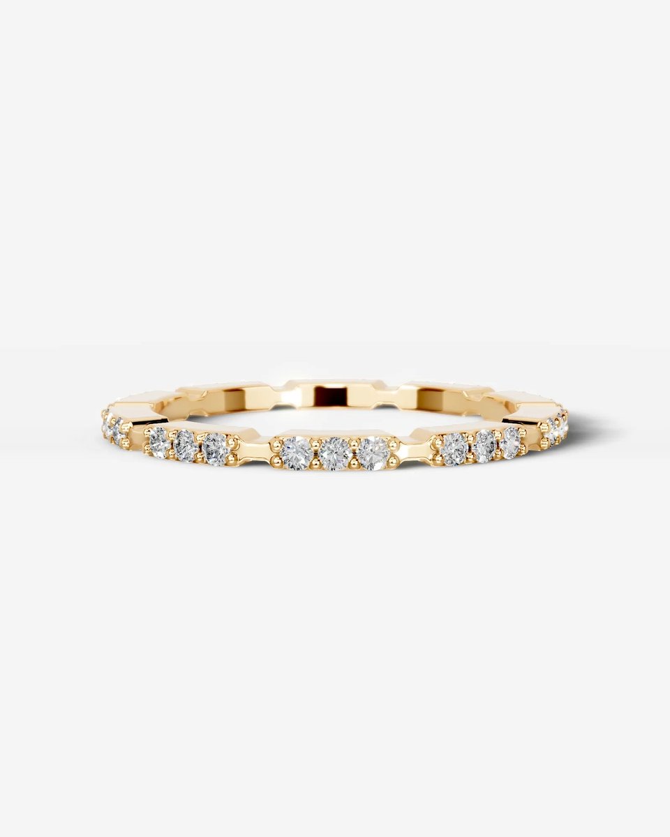 Octavia Lab Grown Round Diamond Wedding Ring - Yellow Gold