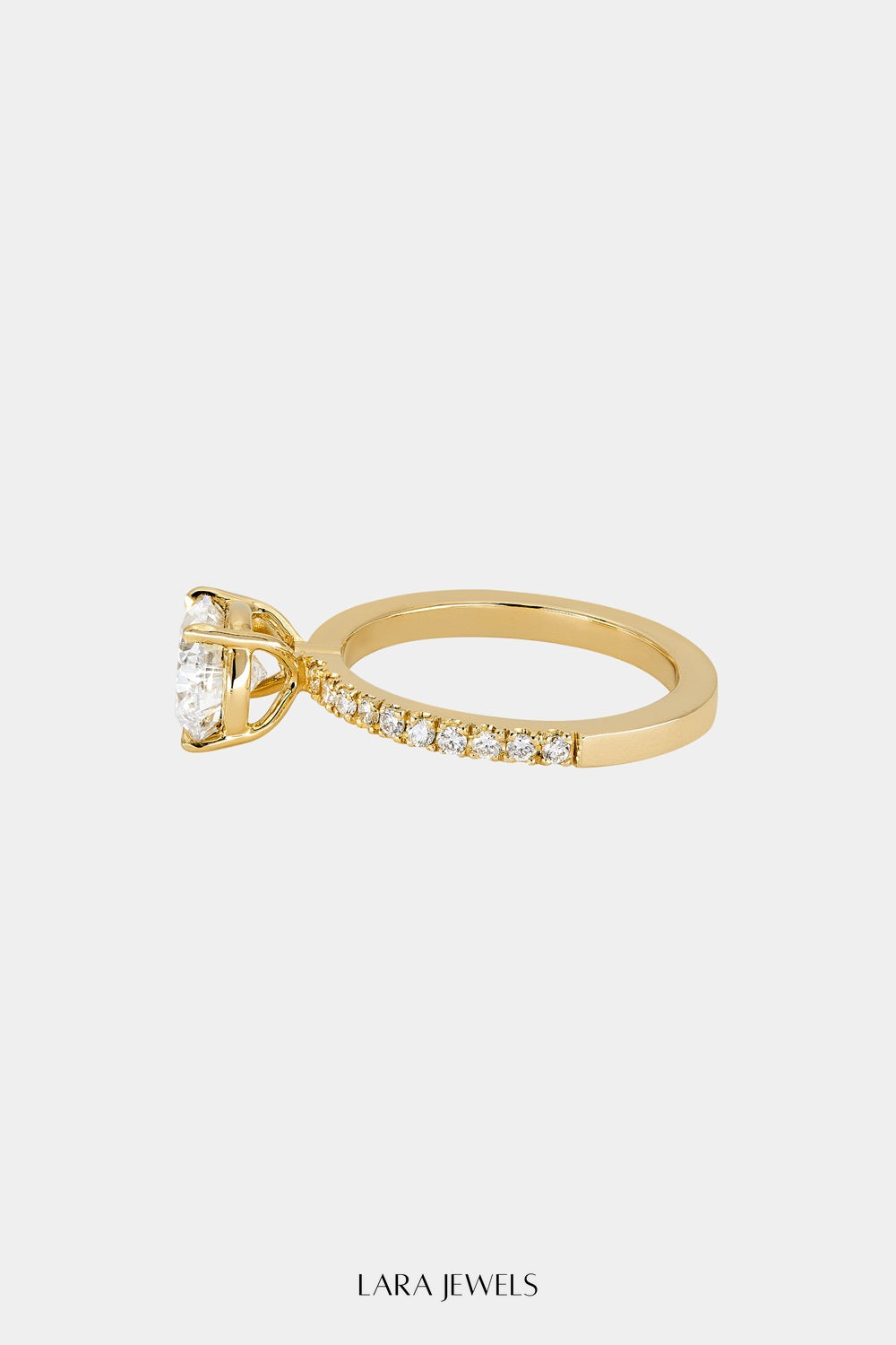 East West Pear Diamond Ring 18K Gold - Detail