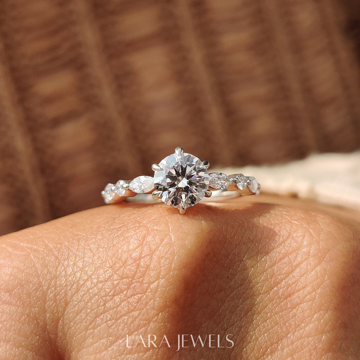 Lab grown round engagement ring in Share Prong Band, available in Silver. IGI certified, ethically sourced, handcrafted at Lara Jewels.