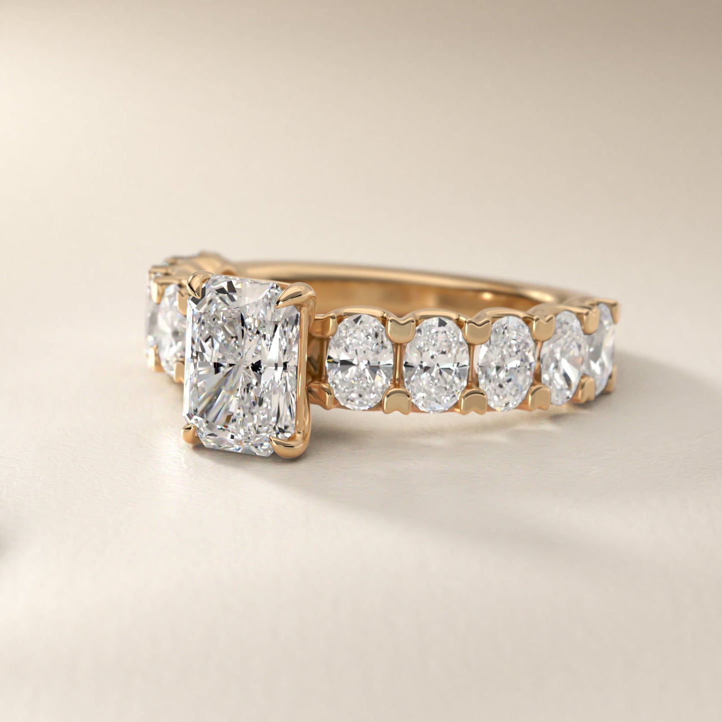 Oval-Cut Diamond Engagement Ring in 14k Yellow Gold - Radiant Center