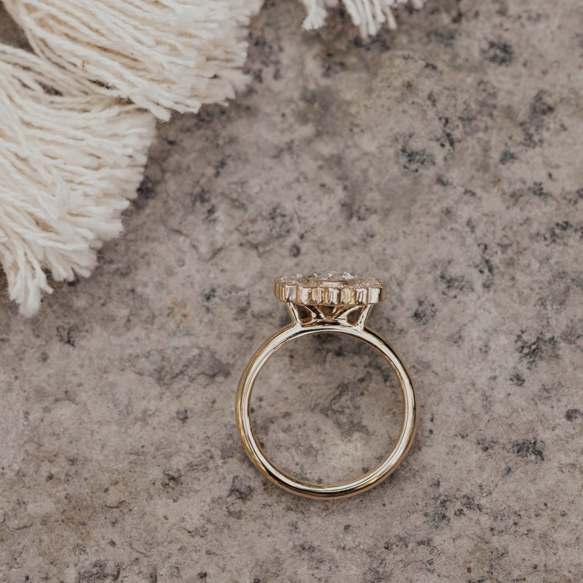 The Maravilla Oval Ring