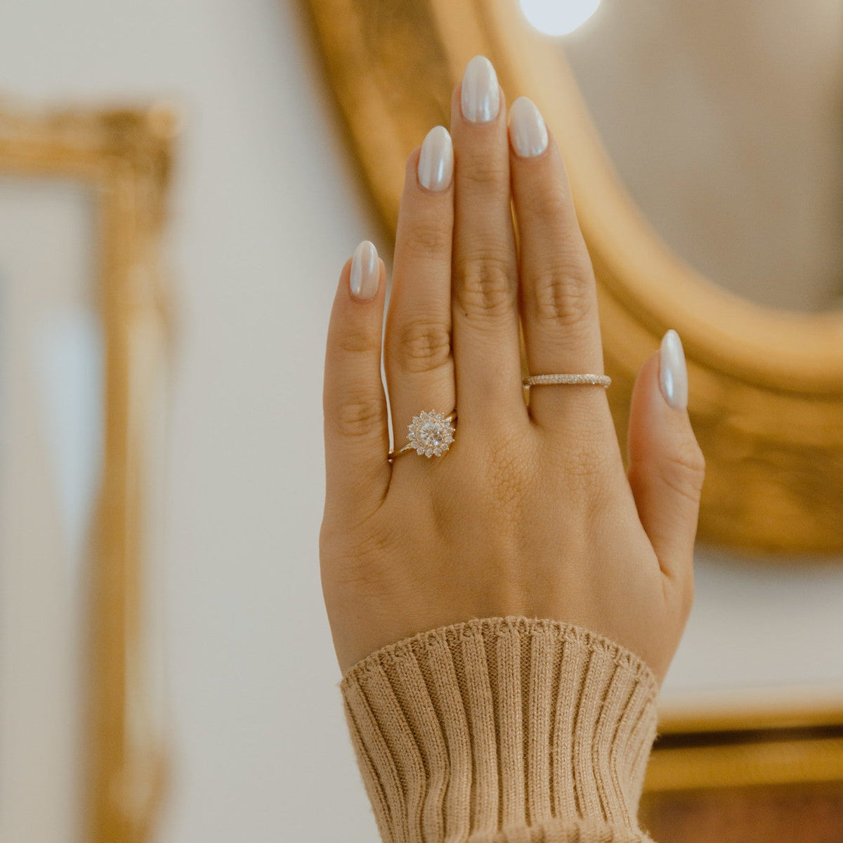 The Mini Soleil Round Ring