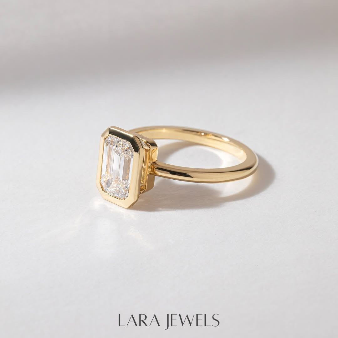 1.0-3.0 CT Emerald Lab Grown Diamond Bezel Style Engagement Ring