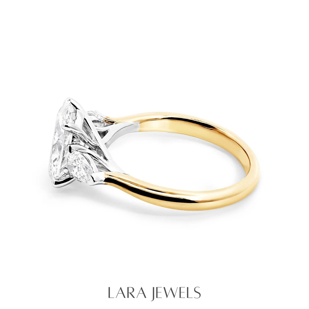 1.0-3.0 CT Oval Lab Grown Diamond Three Stone Engagement Ring