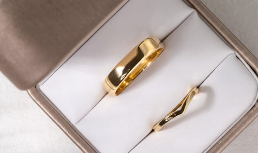How to Choose a Matching Wedding Band Set — Complete Guide