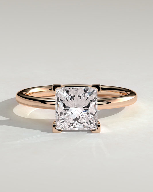 Glinda - Princess Claw Solitaire Engagement Ring - Rose Gold