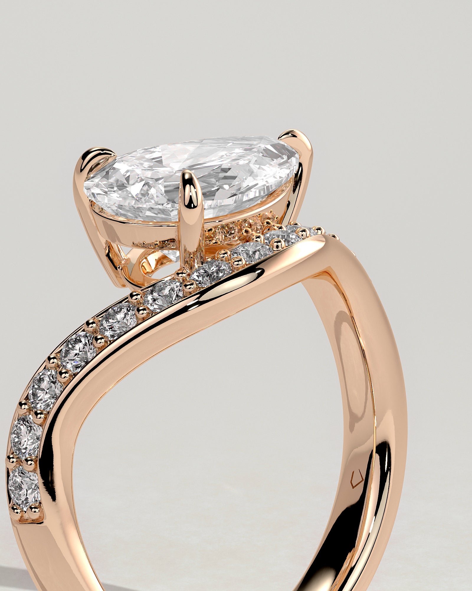 Eliza - Pear Claw Solitaire with Bead Set Pave Wave Band and East West Setting Engagement Ring - Rose Gold - Rose Gold 2ct