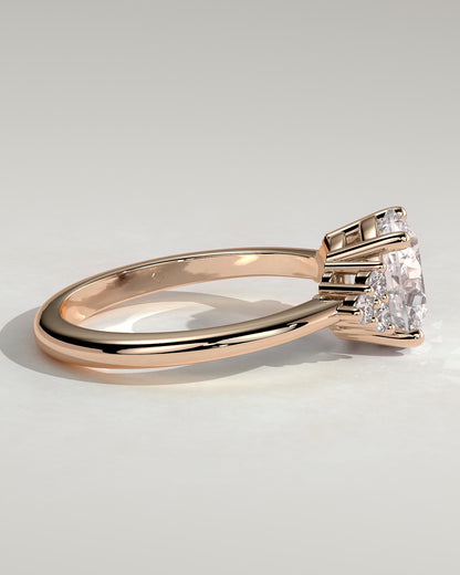 Greta - Round Claw Solitaire with Round Shoulder Stones Engagement Ring - Rose Gold
