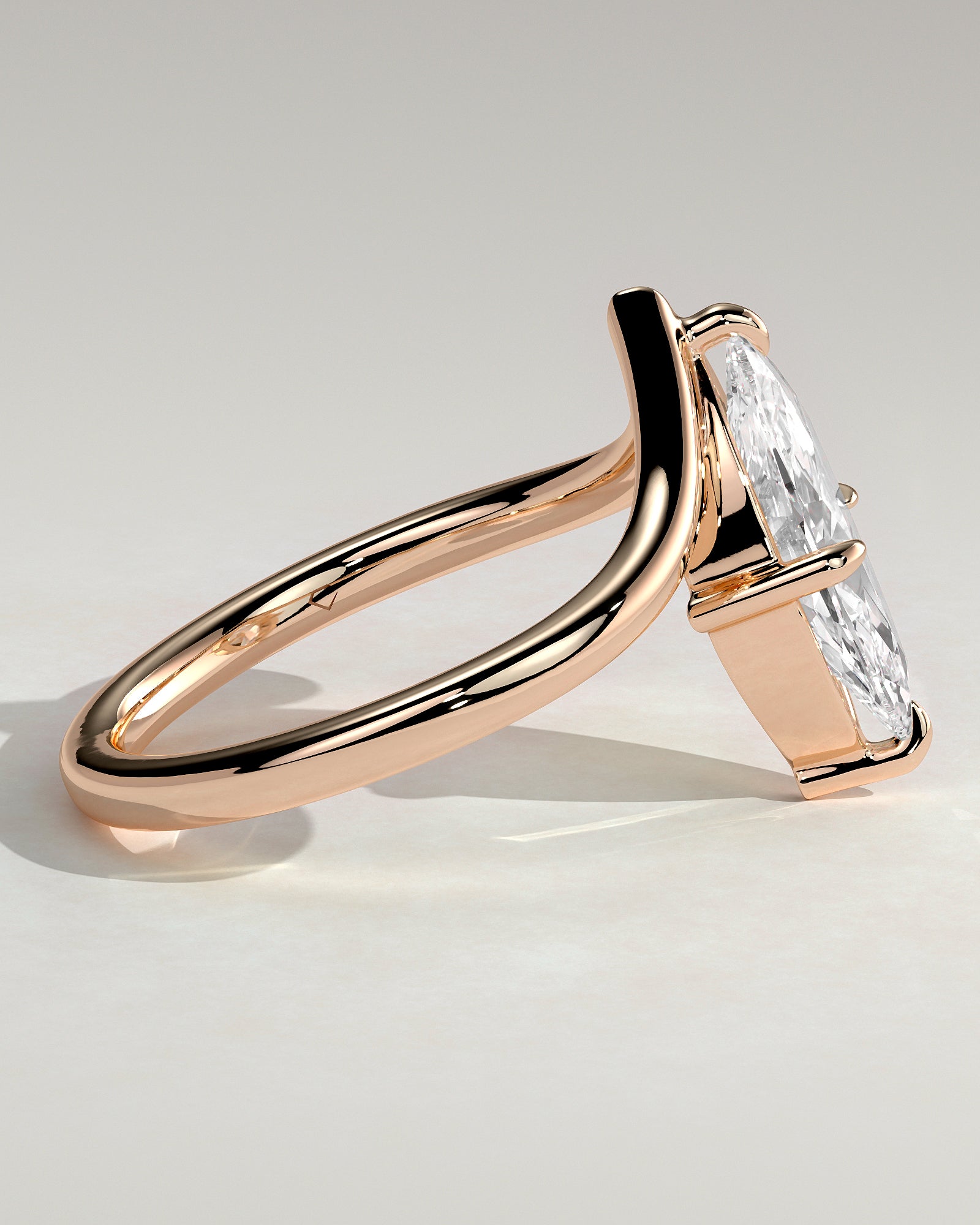 Giselle - Marquise Claw Solitaire with V Band Engagement Ring - Rose Gold - Rose Gold 2ct