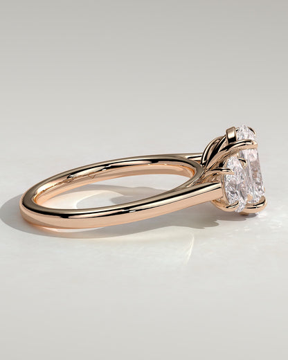 Isla - Oval Claw Trilogy with Oval Side Stones Engagement Ring - Rose Gold