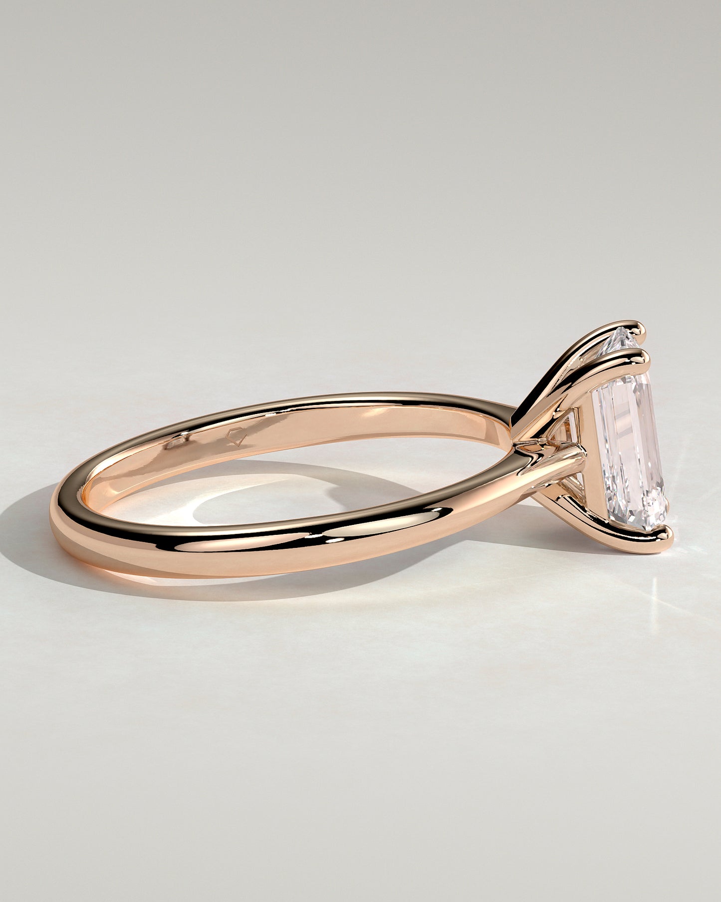 Freya - Emerald Claw Solitaire with Tapered Band and Cathedral Low Setting Engagement Ring - Rose Gold - Rose Gold 2ct