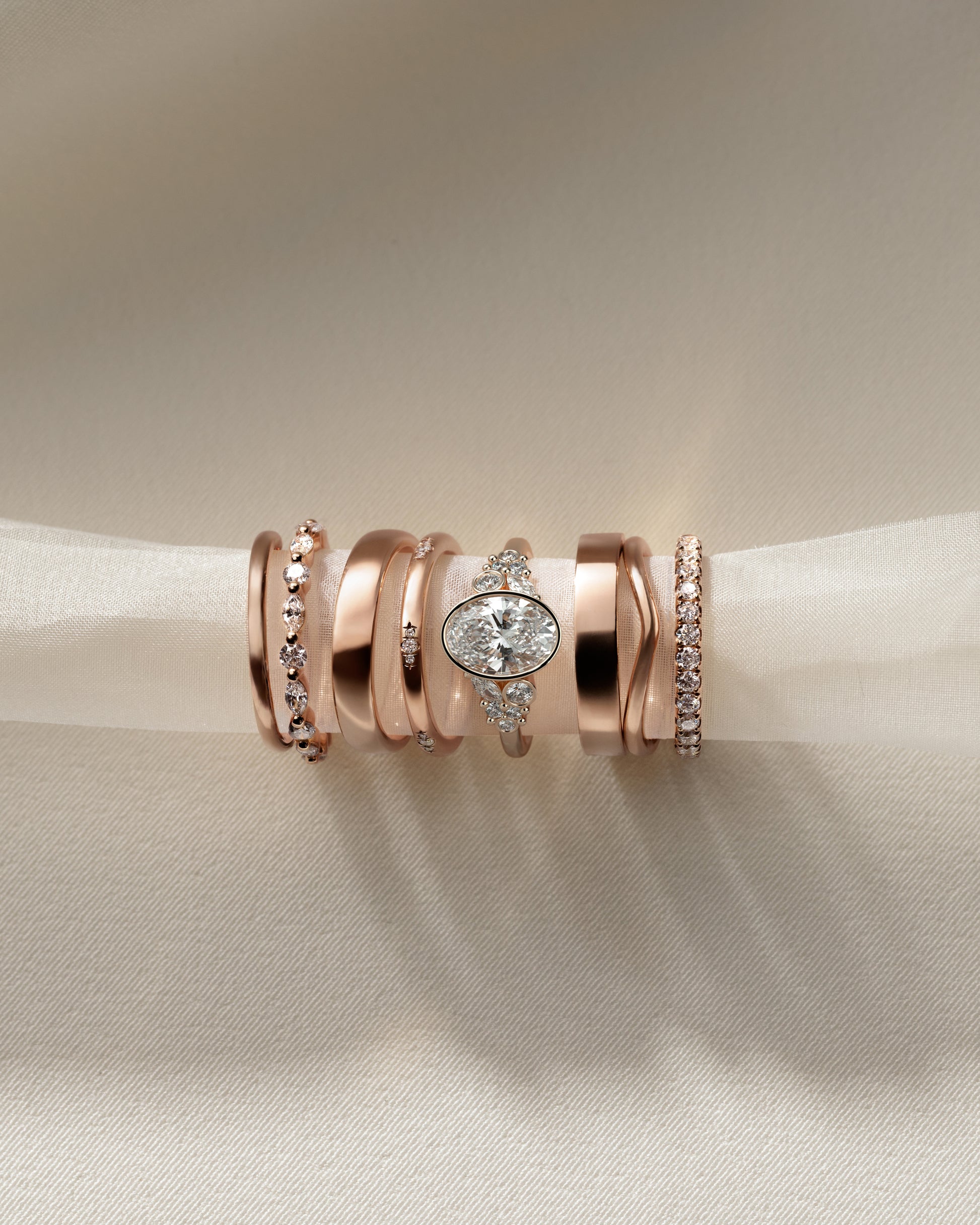 Isabella - Oval Bezel Solitaire with Clustered Round-Marquise Mixed Set Shoulder Stones Engagement Ring - Rose Gold - Rose Gold 2ct