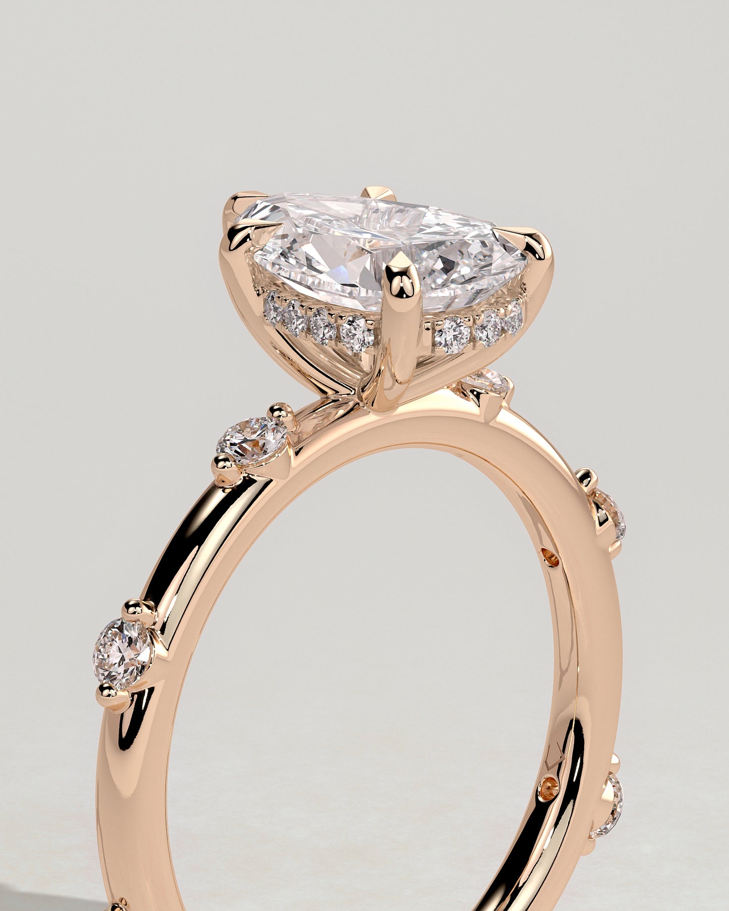 Amora - Pear Claw Solitaire with 6 Spaced Round Accent Stones and Hidden Halo Engagement Ring - Rose Gold - Rose Gold 2ct