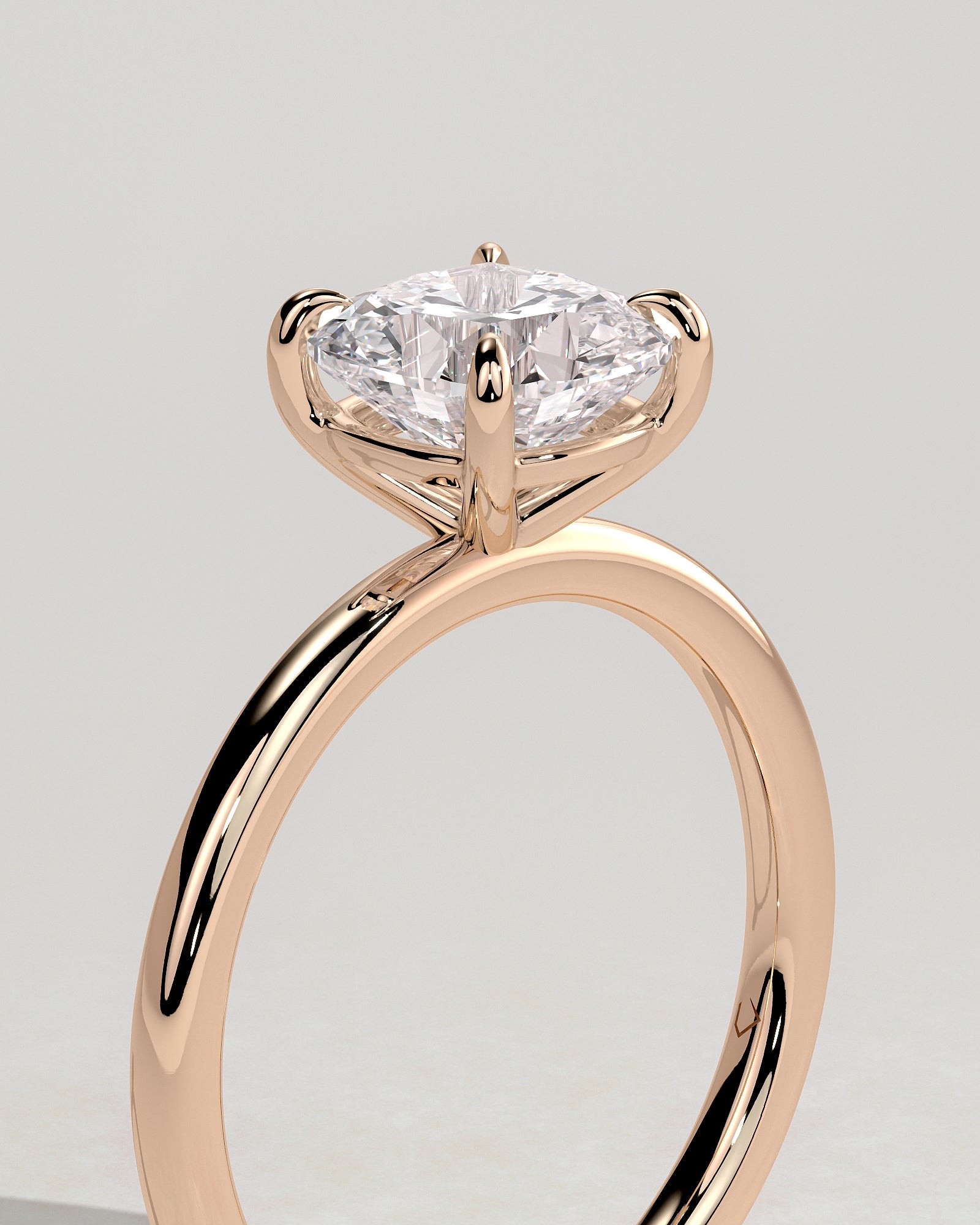 Hazel - Cushion Claw Solitaire Engagement Ring - Rose Gold - Rose Gold 2ct