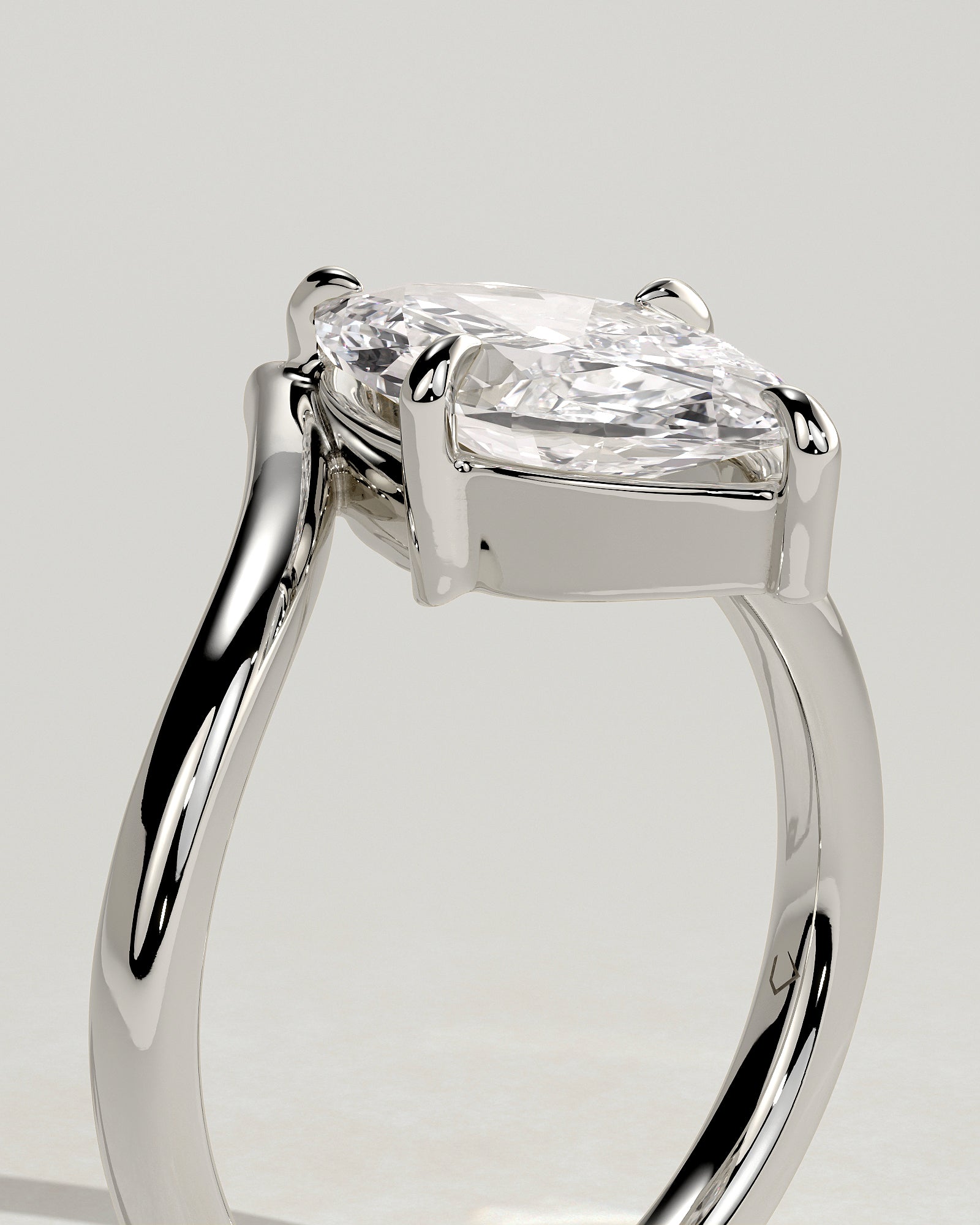 Giselle - Marquise Claw Solitaire with V Band Engagement Ring - Platinum - White Gold / Platinum 2ct