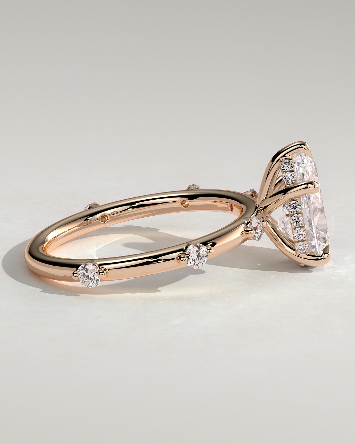 Amora - Pear Claw Solitaire with 6 Spaced Round Accent Stones and Hidden Halo Engagement Ring - Rose Gold - Rose Gold 2ct