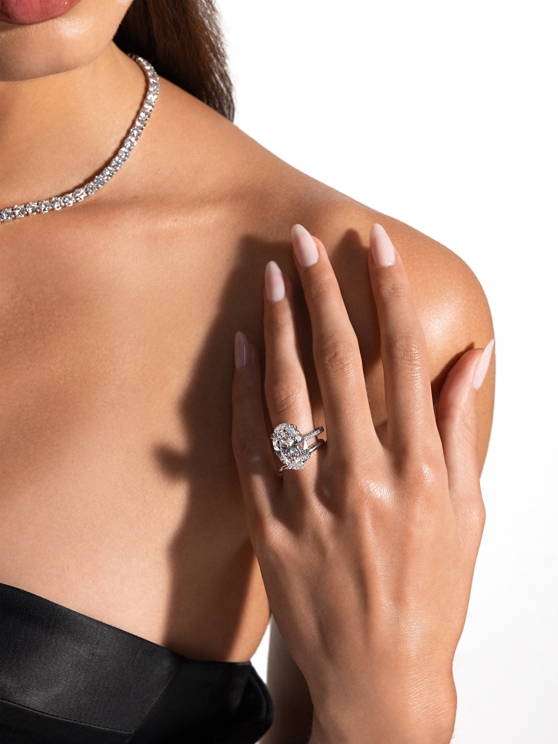 Lara Jewels High Jewellry Elle Oval Cut Solitaire Lab Diamond Engagement Ring - Oval - 18k White Gold - View 6