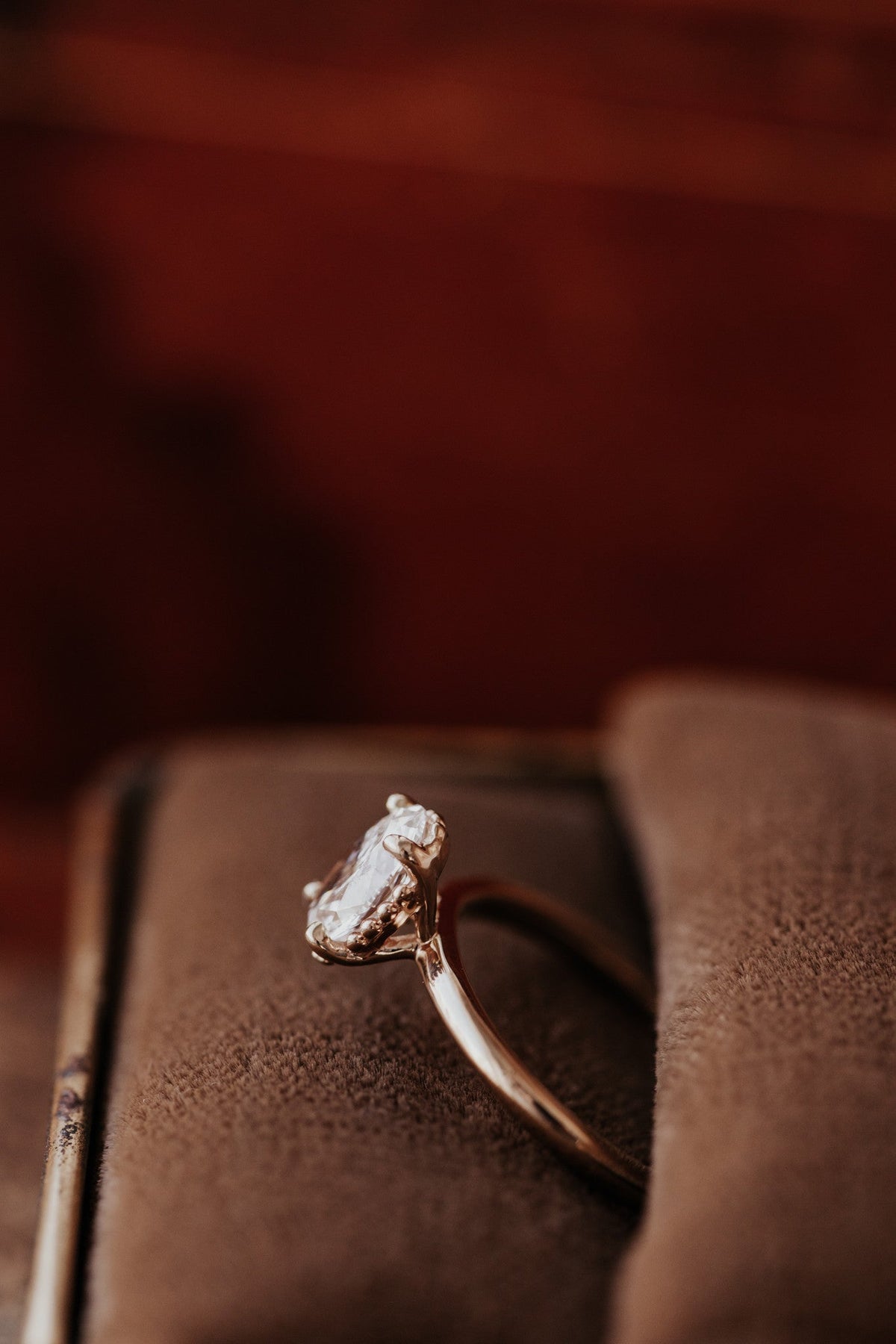 The Charlotte Oval Solitaire