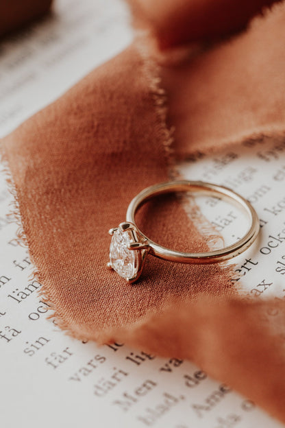 The Maeve Pear Solitaire