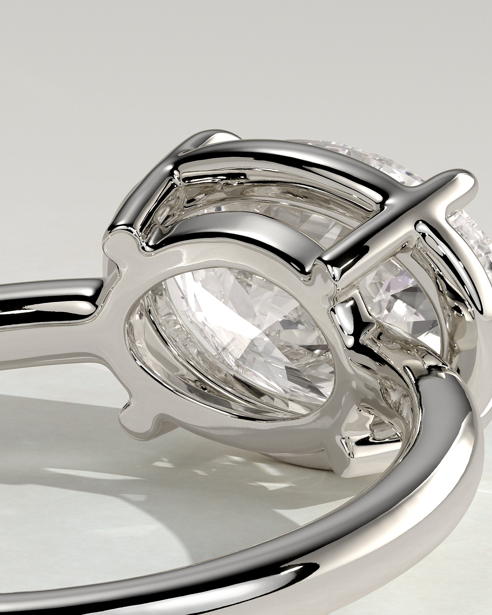 Arlo - Oval East West Claw Solitaire with Bezel Frame Engagement Ring - Platinum - White Gold / Platinum 2ct