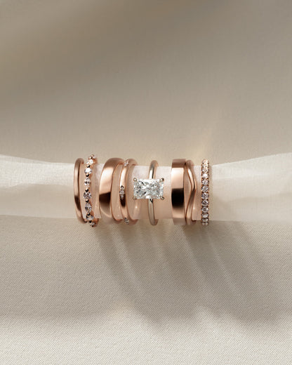 Judy - Radiant Claw Solitaire Engagement Ring - Rose Gold