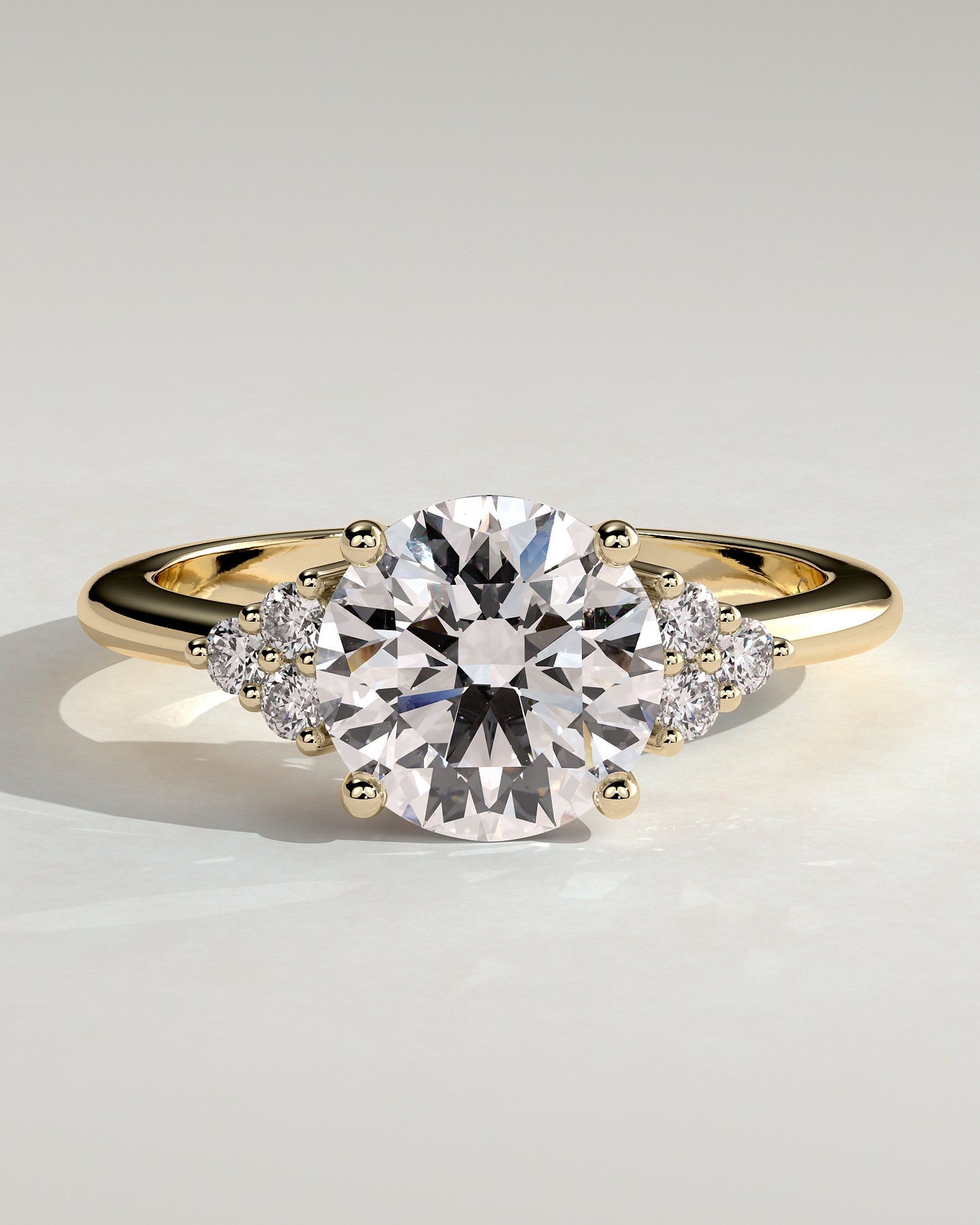 Greta - Round Claw Solitaire with Round Shoulder Stones Engagement Ring - Yellow Gold - Yellow Gold 2ct