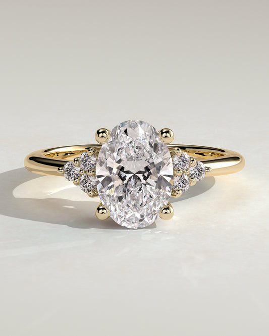 Sharon - Oval Claw Solitaire with Round Shoulder Stones Engagement Ring - Yellow Gold - Yellow Gold 2ct