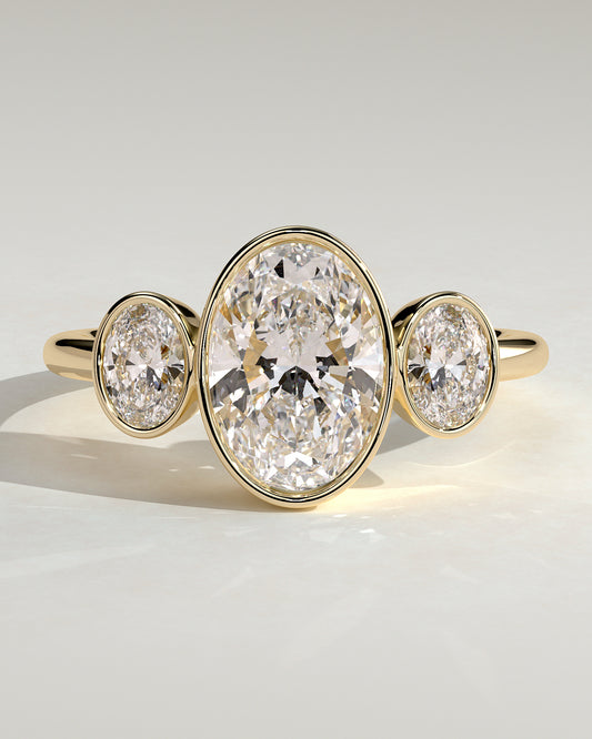 Zelda - Oval Bezel Trilogy Engagement Ring - Yellow Gold - Yellow Gold 2ct