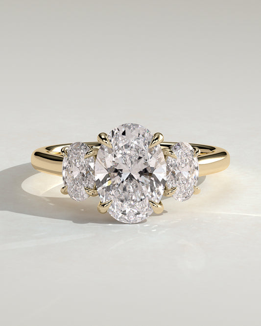 Isla - Oval Claw Trilogy with Oval Side Stones Engagement Ring - Yellow Gold - Yellow Gold 2ct