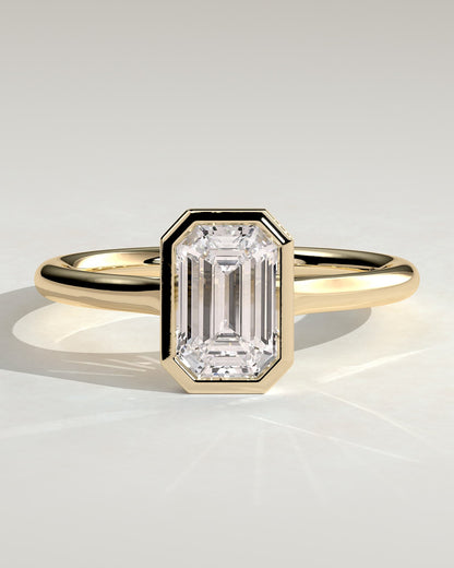Journee - Statement Emerald Bezel Solitaire with Open Cathedral High Setting Engagement Ring - Yellow Gold