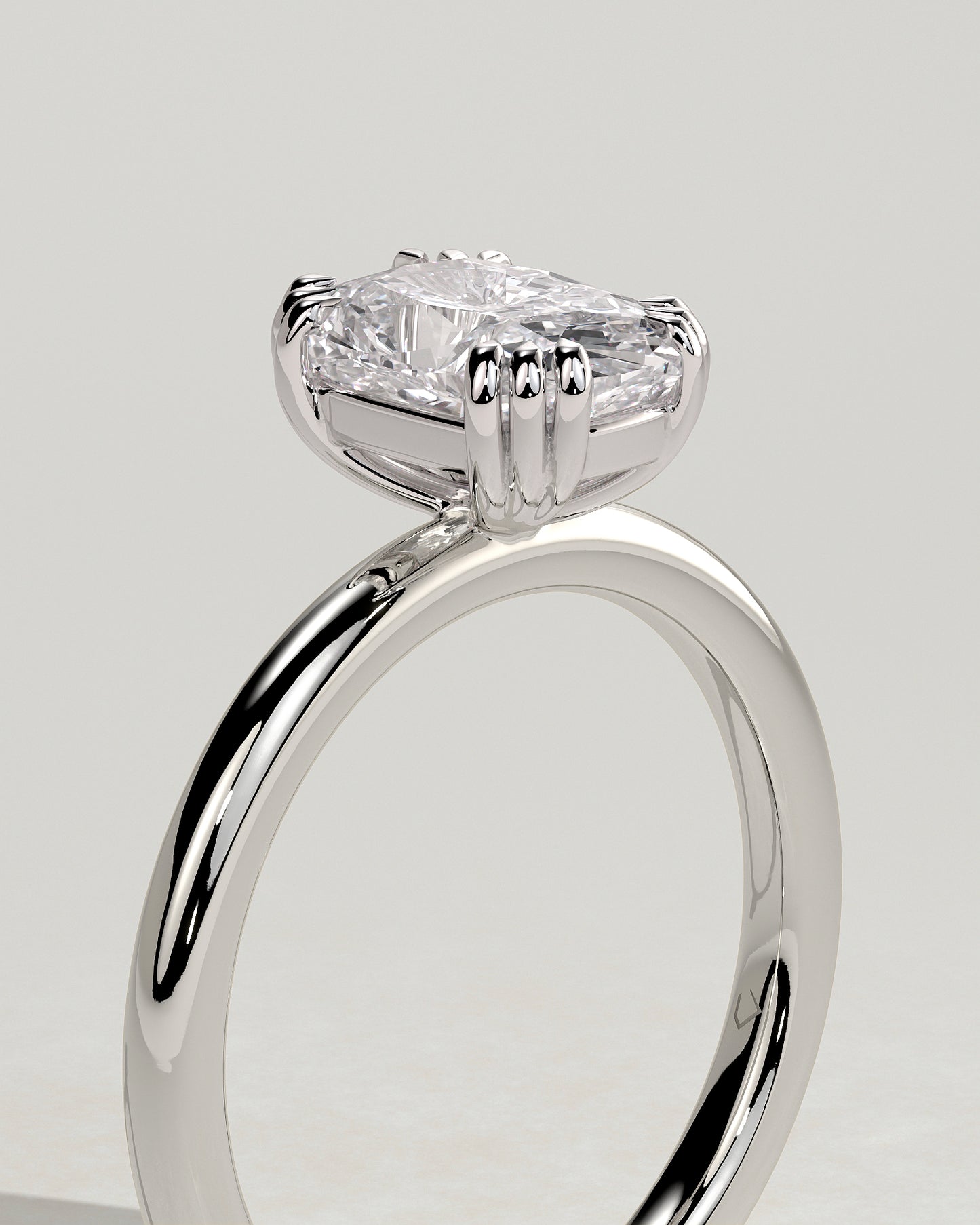 Helena - Elongated Cushion Triple Claw Solitaire Engagement Ring - Platinum - White Gold / Platinum 2ct