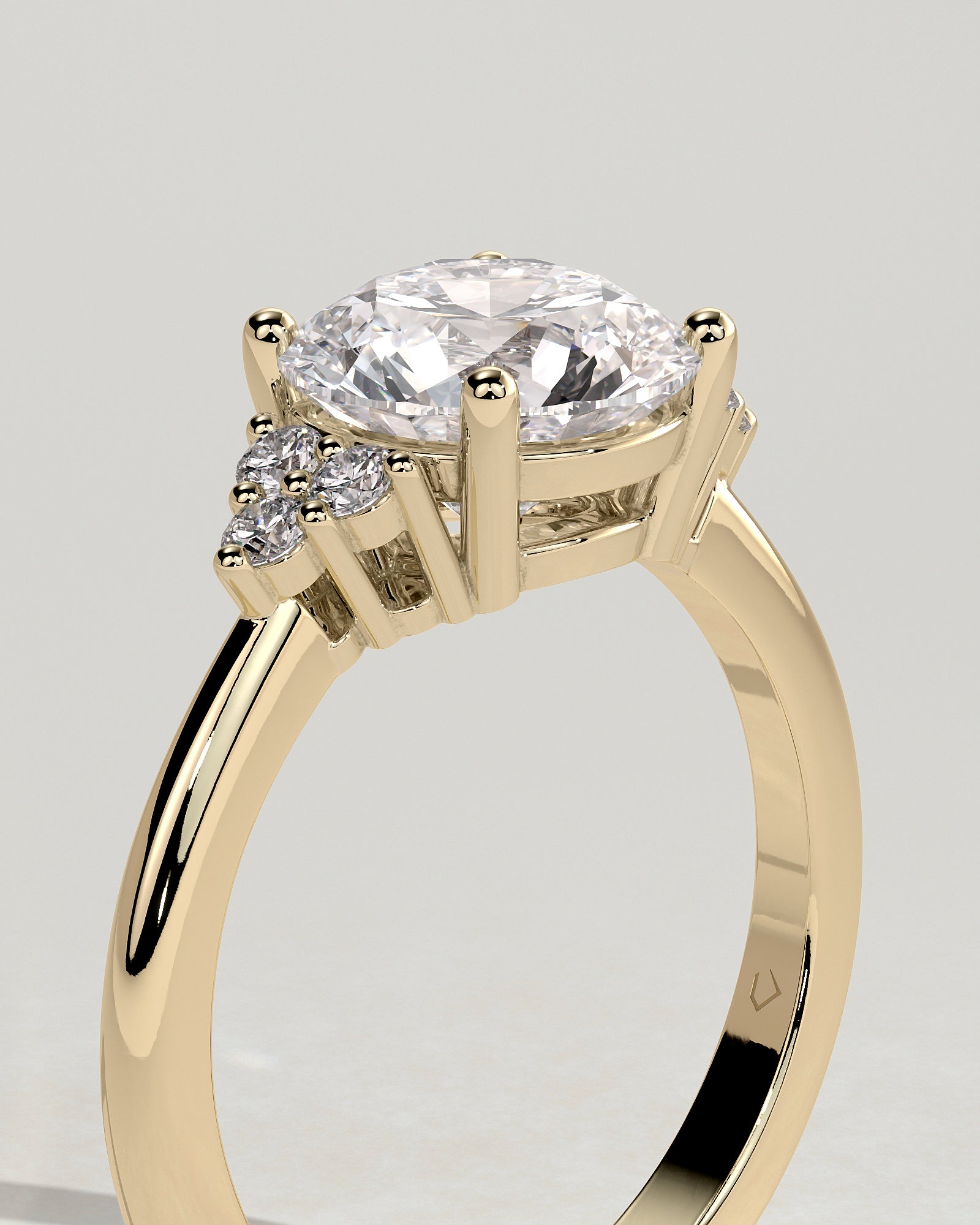Greta - Round Claw Solitaire with Round Shoulder Stones Engagement Ring - Yellow Gold - Yellow Gold 2ct