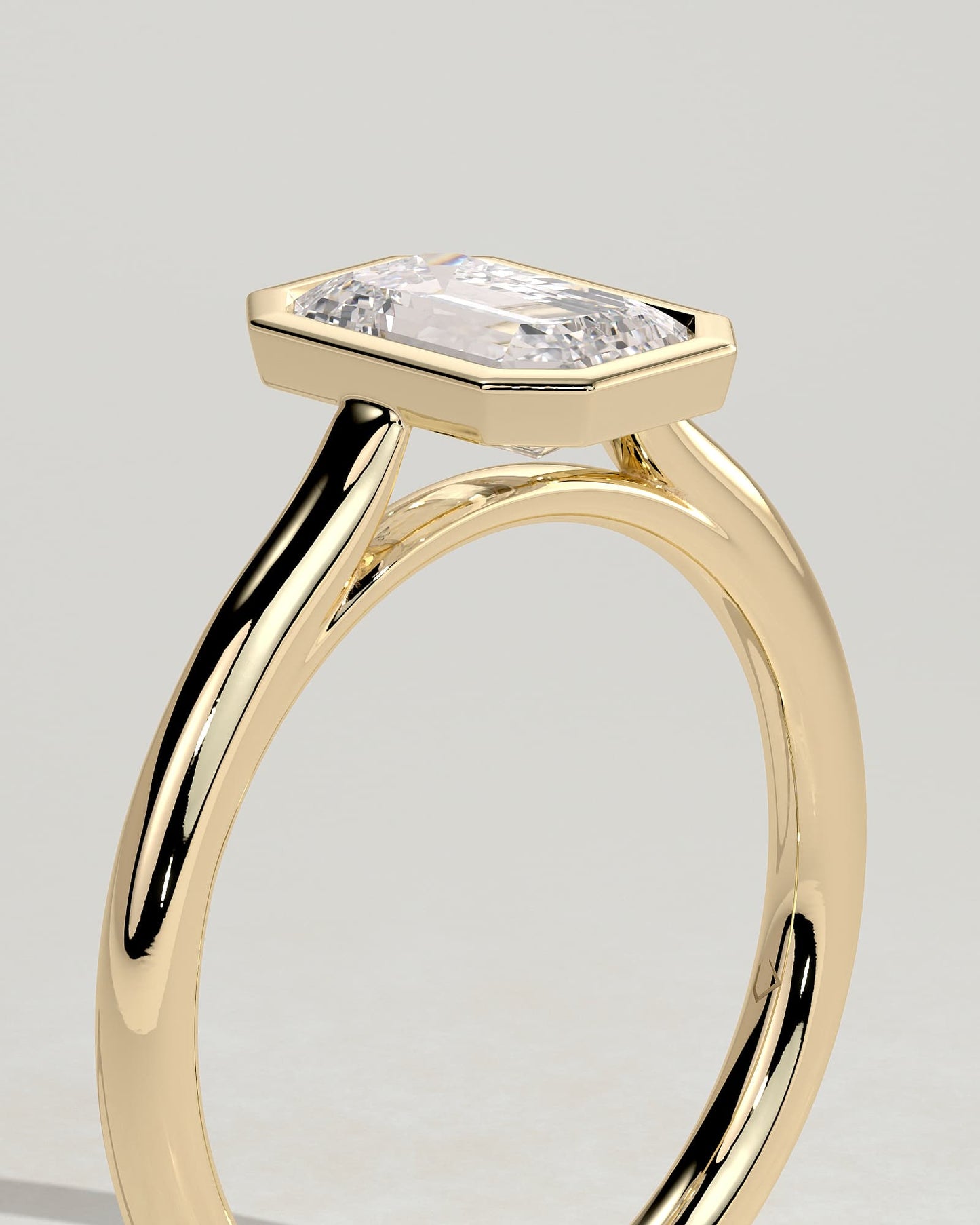 Journee - Statement Emerald Bezel Solitaire with Open Cathedral High Setting Engagement Ring - Yellow Gold