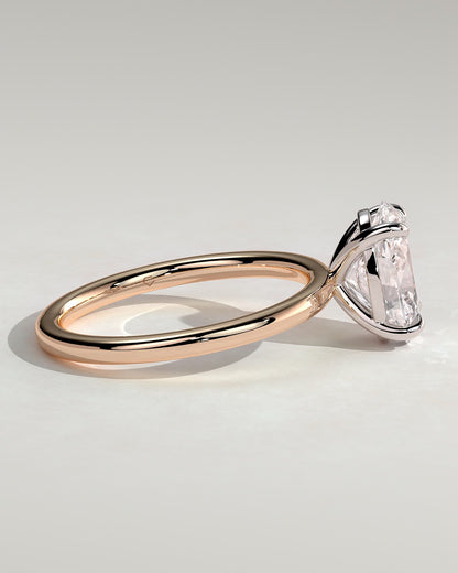 Daisy - Classic Oval Claw Solitaire Engagement Ring - Rose Two-Tone