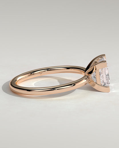 Glinda - Princess Claw Solitaire Engagement Ring - Rose Gold