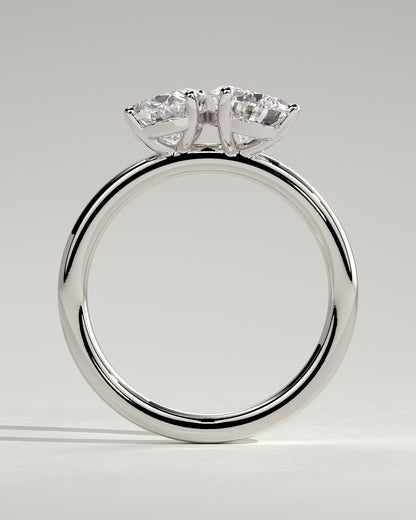 April - Pear and Oval Claw Toi et Moi Engagement Ring - Platinum - platinum - Lara Jewels