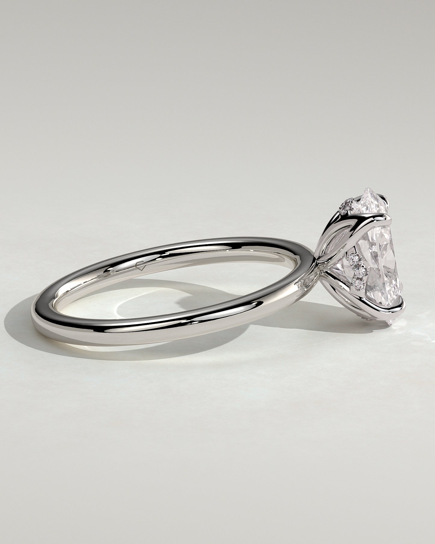 Ivy - Oval Claw Solitaire with Petal Gallery and Accented Tiara Detail Engagement Ring - Platinum - White Gold / Platinum 2ct