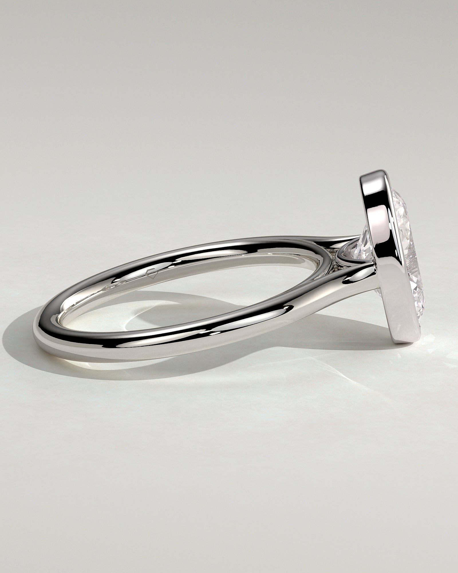 Daphne - Oval Bezel Solitaire with Cathedral High Setting Engagement Ring - Platinum - White Gold / Platinum 2ct