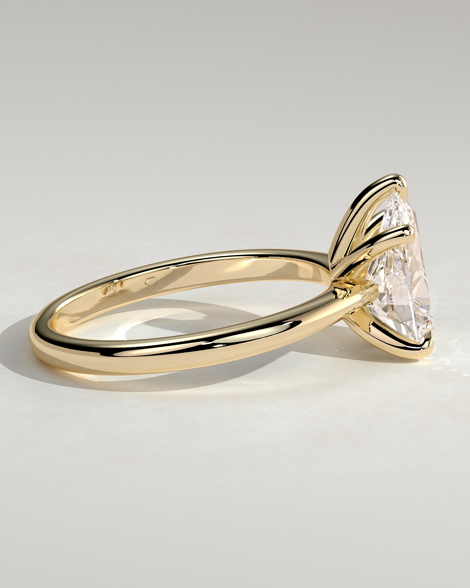 Aspen - Pear Claw Solitaire with Pinched Tapered Band and Cathedral Low Setting Engagement Ring - Yellow Gold - Yellow Gold 2ct