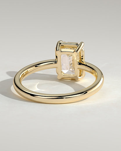 Matisse - Emerald Claw Solitaire with Bezel Frame Engagement Ring - Yellow Gold