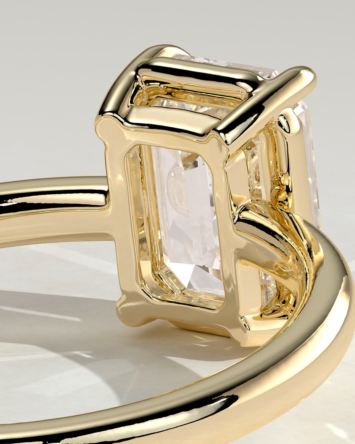 Matisse - Emerald Claw Solitaire with Bezel Frame Engagement Ring - Yellow Gold