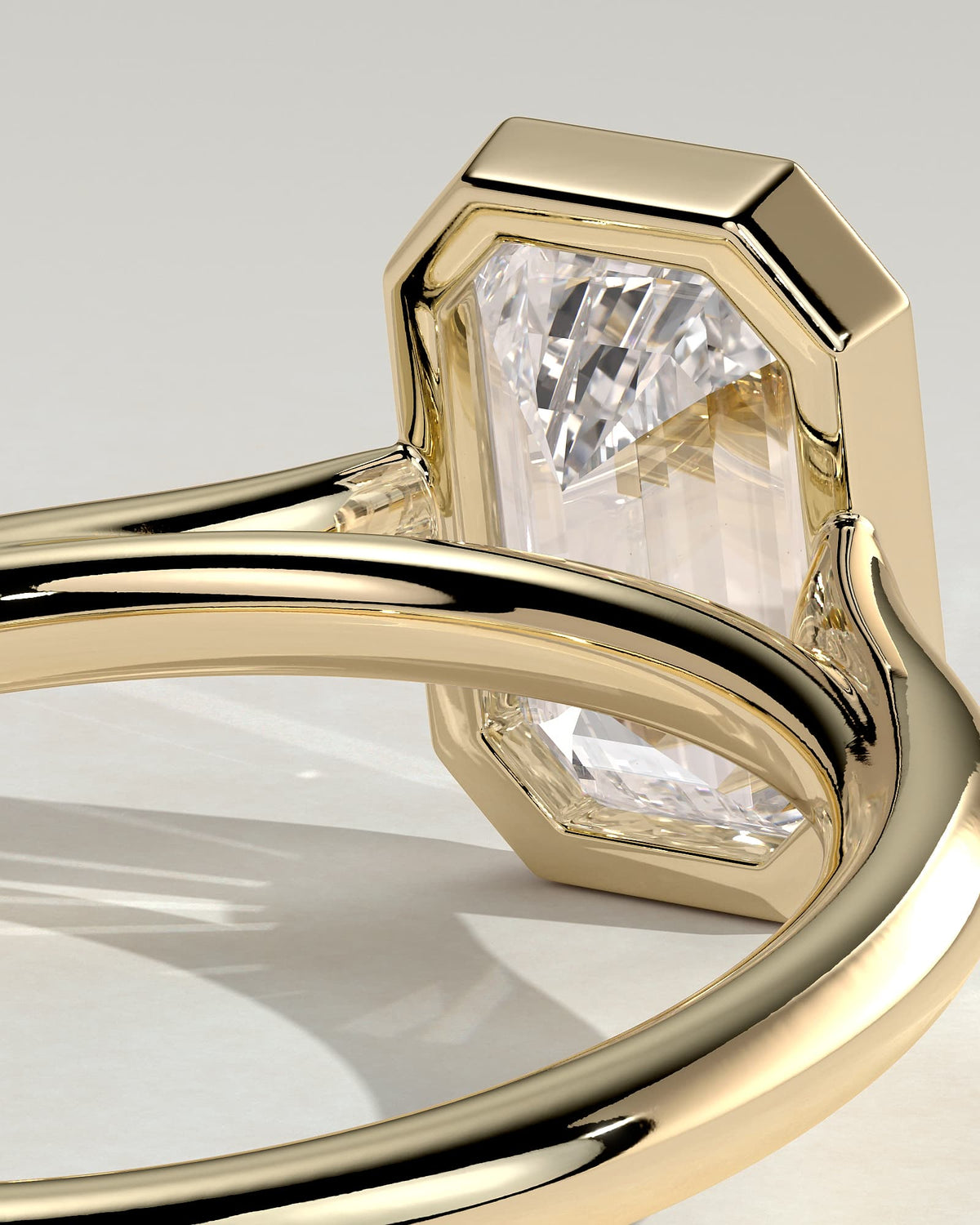 Journee - Statement Emerald Bezel Solitaire with Open Cathedral High Setting Engagement Ring - Yellow Gold